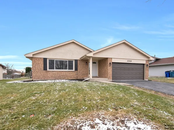 22429 Amy Dr, Richton Park, IL 60471