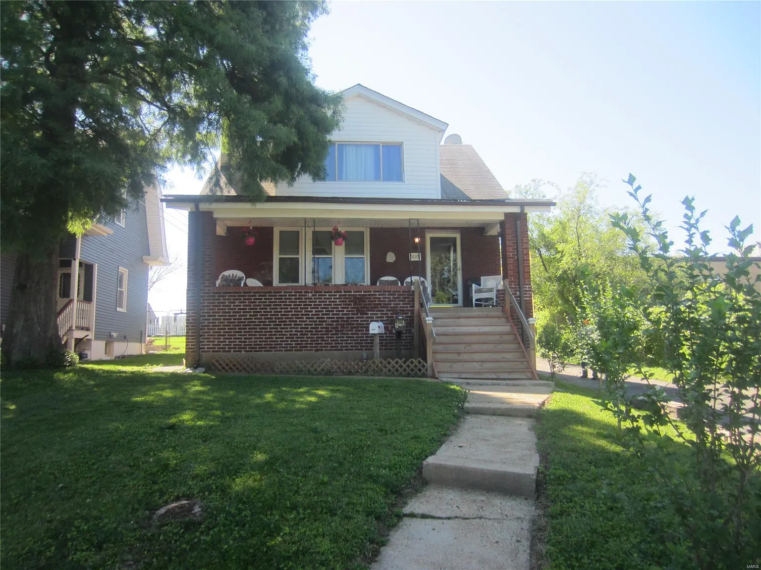 1110 Pardella Ave photo 1