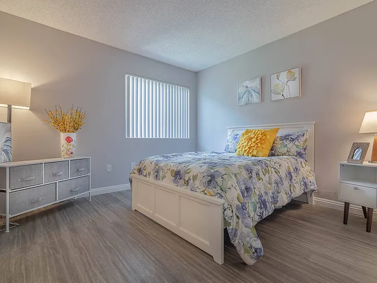 Sage Canyon Apartments — Photo 22