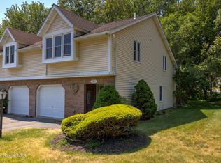 3001 Squire Blvd, Slingerlands, NY 12159