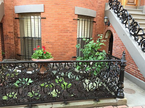 Unit with its own private entry.