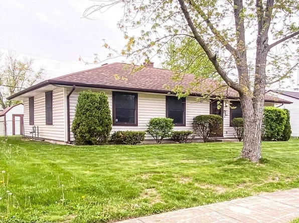 2313 Manitoba Dr, Lafayette, IN 47909