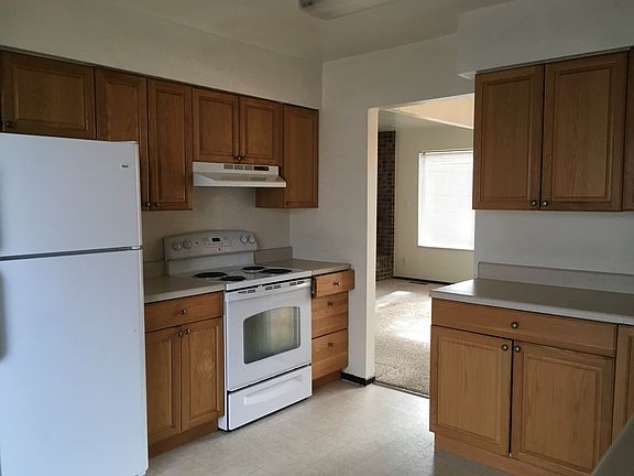 3rd image of 7410 Clubhouse Rd