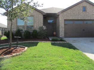 2613 Sunburst Dr, Red Oak, TX 75154
