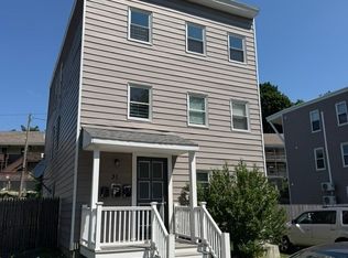 31 North St, Worcester, MA 01605