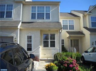 30 Heron Pointe Ct, Marlton, NJ 08053