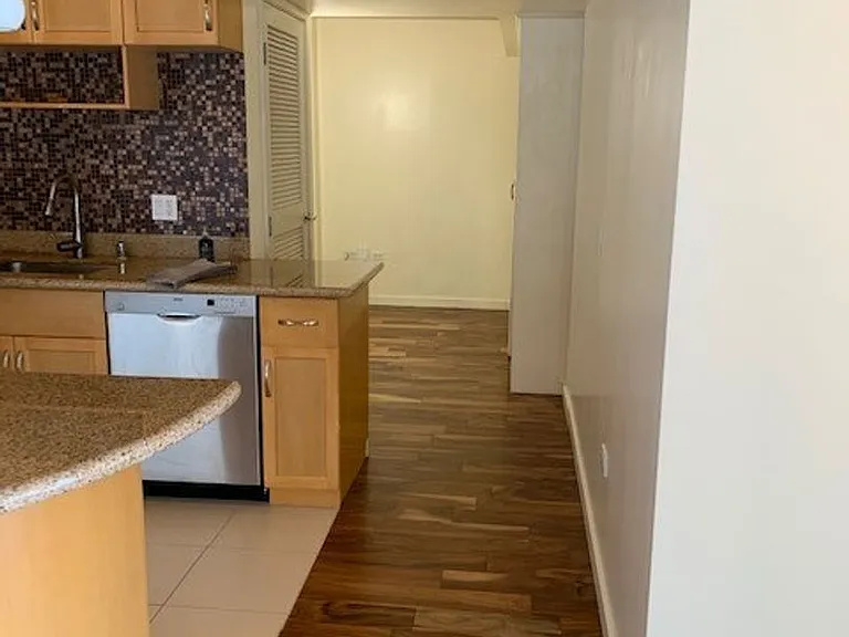 1288 Kapiolani Blvd #I-2807 — Photo 5