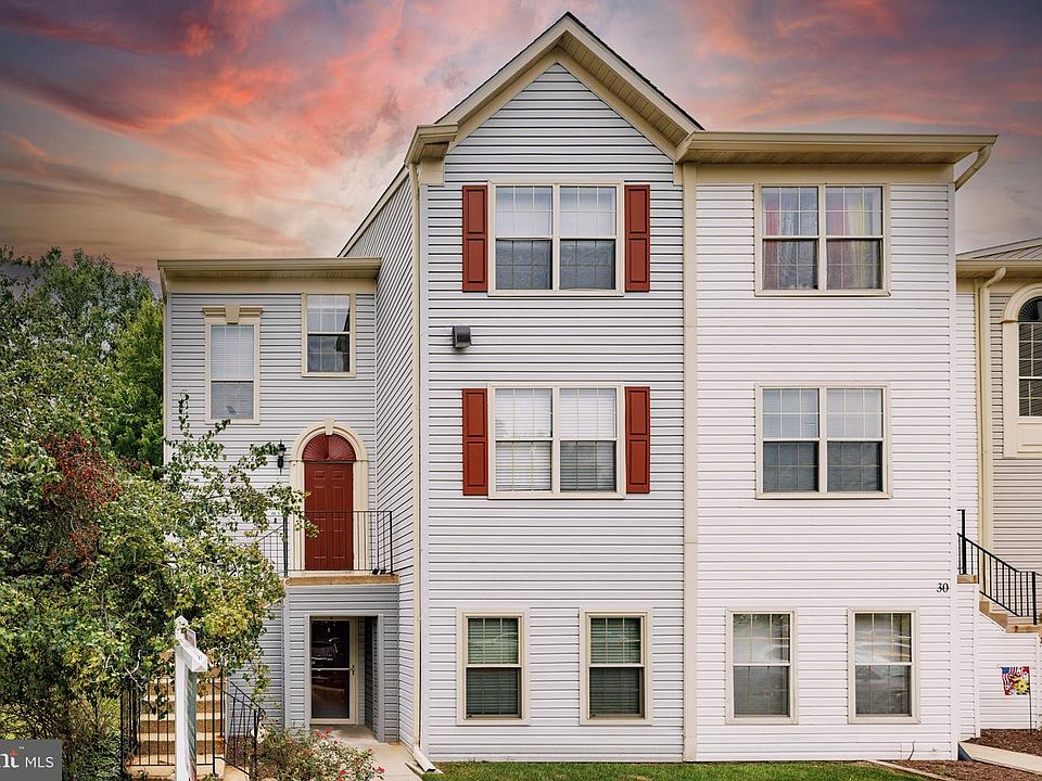 1st image of 30 Sandstone Ct