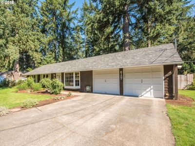 6137 SW Childs Rd, Lake Oswego, OR, 97035
