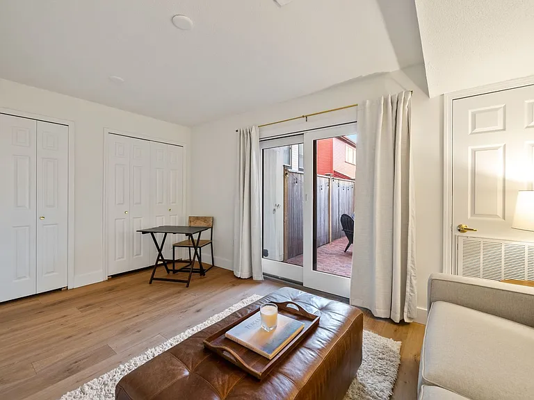 310 Swans Wharf Row — Photo 20