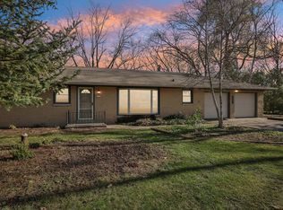 11720 N Vega Ave, Mequon, WI 53097