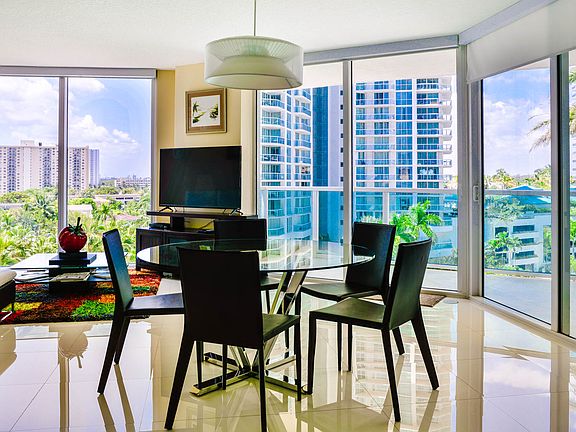 4th image of 150 Sunny Isles Blvd Unit 605