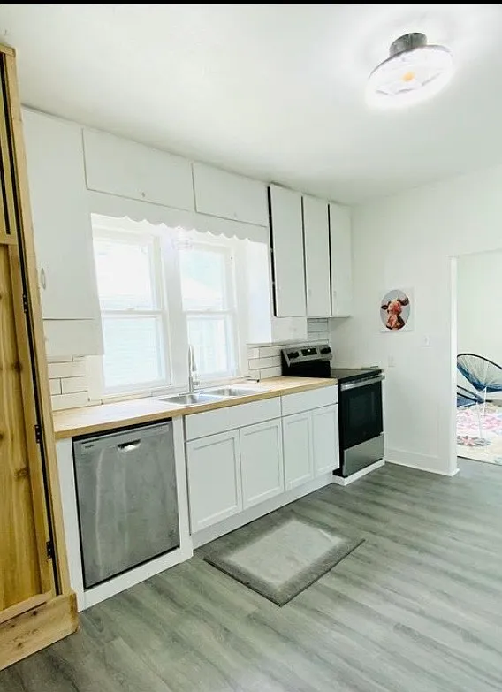 3 bed, 1000 sqft, $1,200 — Photo 3