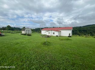 468 Spears Dr, Pennington Gap, VA 24277