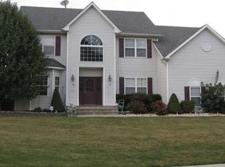 82 Amboy Rd, Matawan, NJ 07747