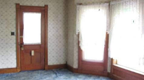 5th image of 247 W Main St