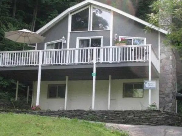 320 Diamond Notch Rd, Lanesville, NY 12450