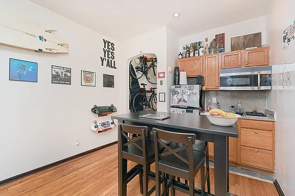 Rented by Keller Williams NYC | media 20
