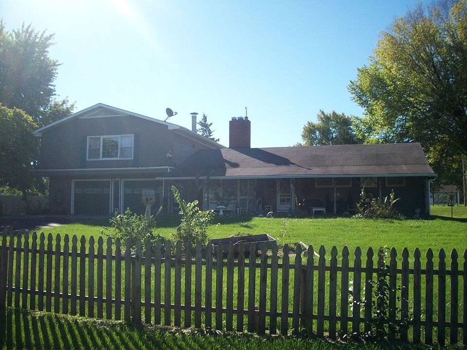 2nd image of 106 Lee Dr