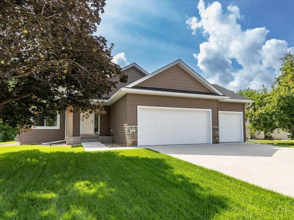 22 Garden Ct N, Lake City, MN 55041
