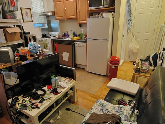 5th image of 59 Westland Ave APT 36
