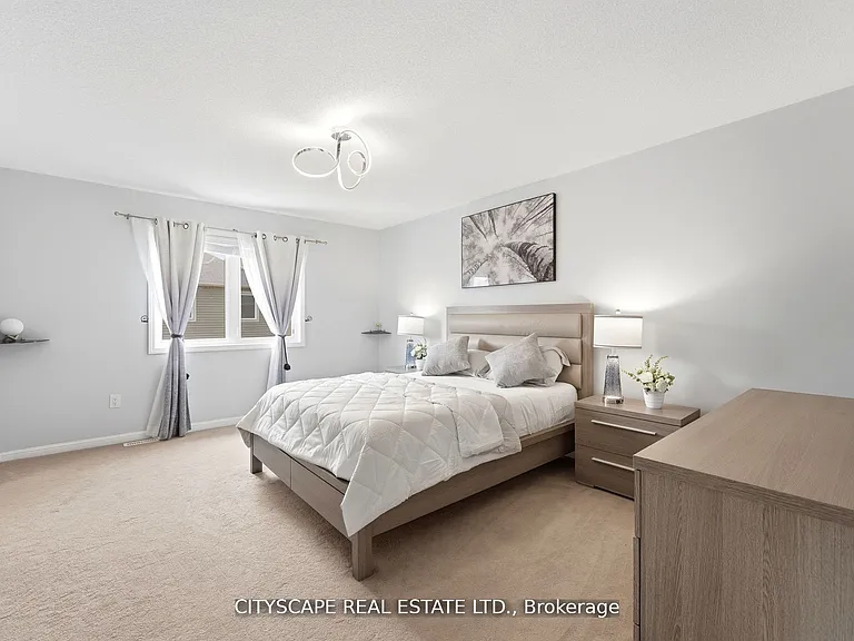 305 Gleave Ter — Photo 19