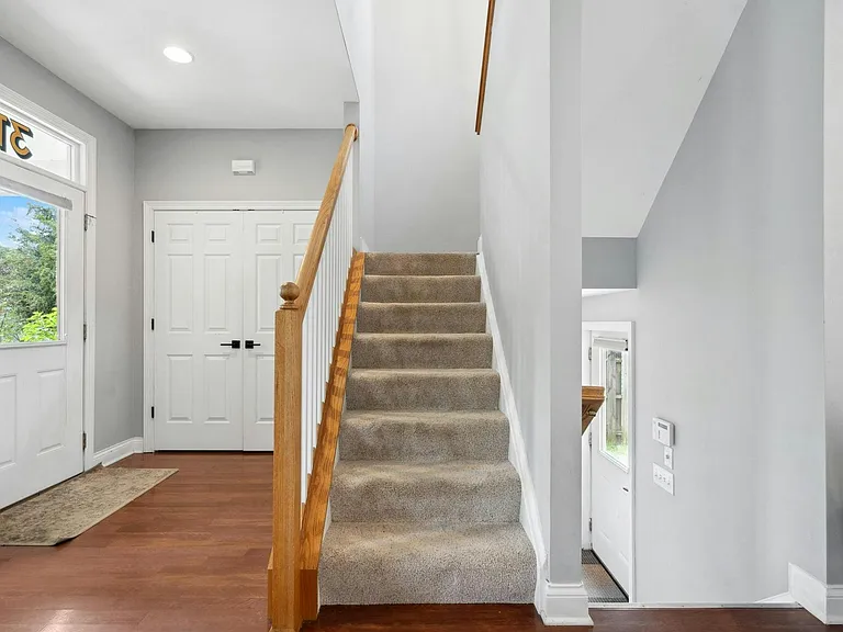 31 S Williams St — Photo 20