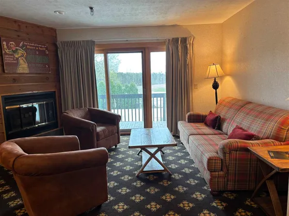 5620 Highlands Dr #511, Harbor Springs, MI 49740