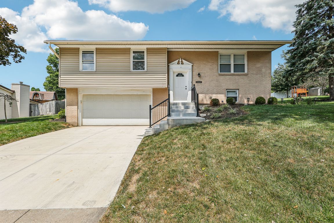 Greencrest Dr-S1308-001.jpg