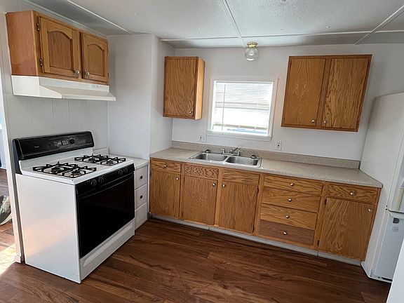 4th image of 2485 E Main St Lot 8