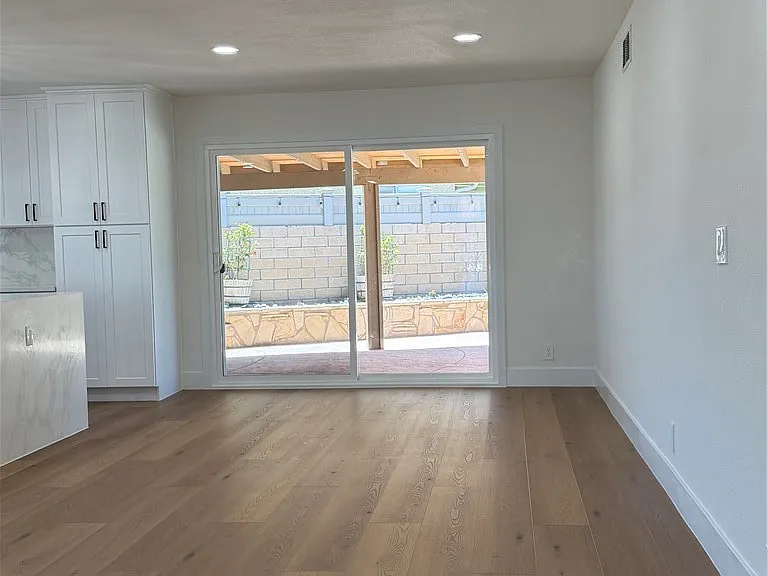 251 Asta Ct — Photo 3
