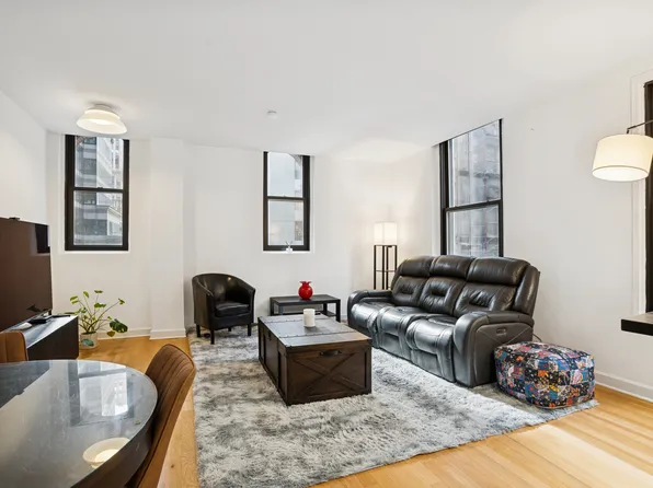 56 Pine Street image 2 of 12