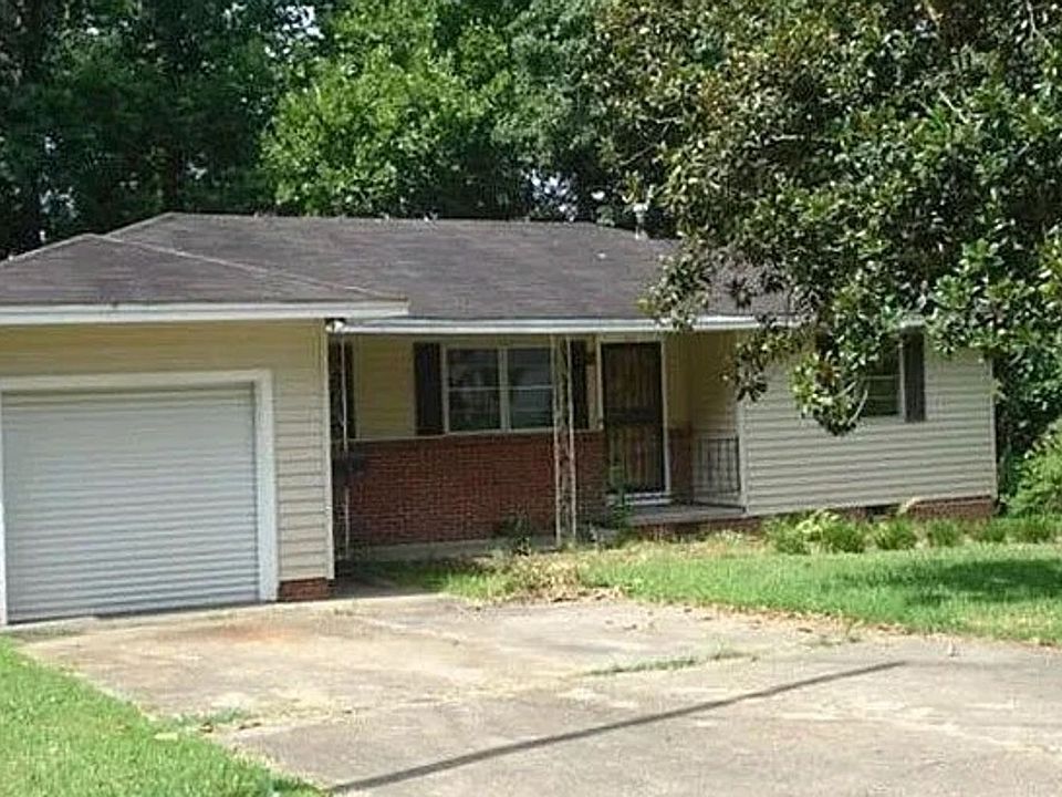 1st image of 951 Reaves St