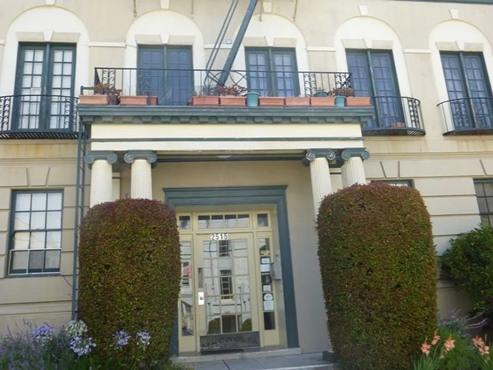 2515 Piedmont Ave #2