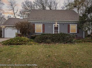 904 Raeburn Rd, Eaton Rapids, MI 48827