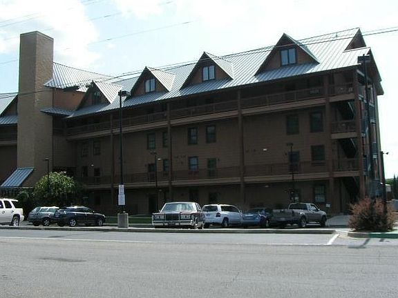 3rd image of 7046 Val Monte Dr