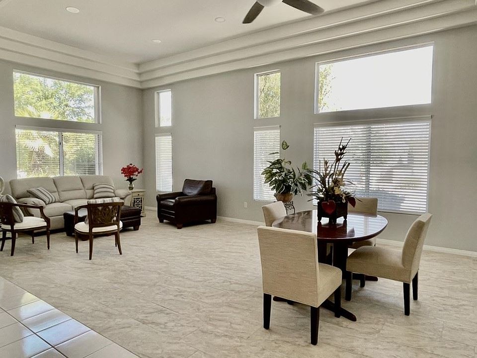 1st image of 78641 Bougainvillea Dr