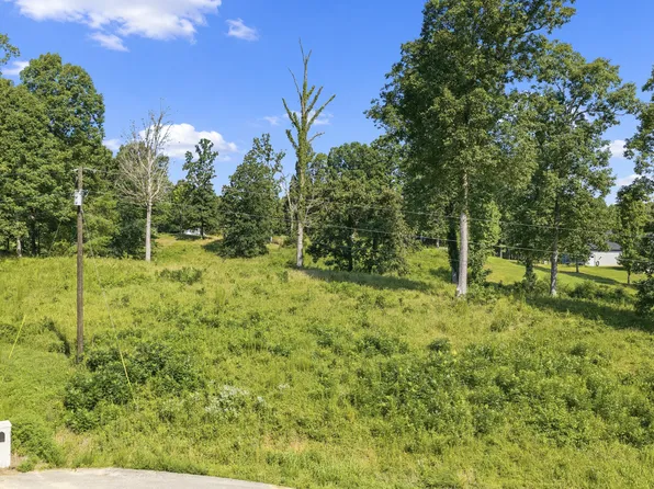 0 Oak Point Dr, Lexington, TN 38351