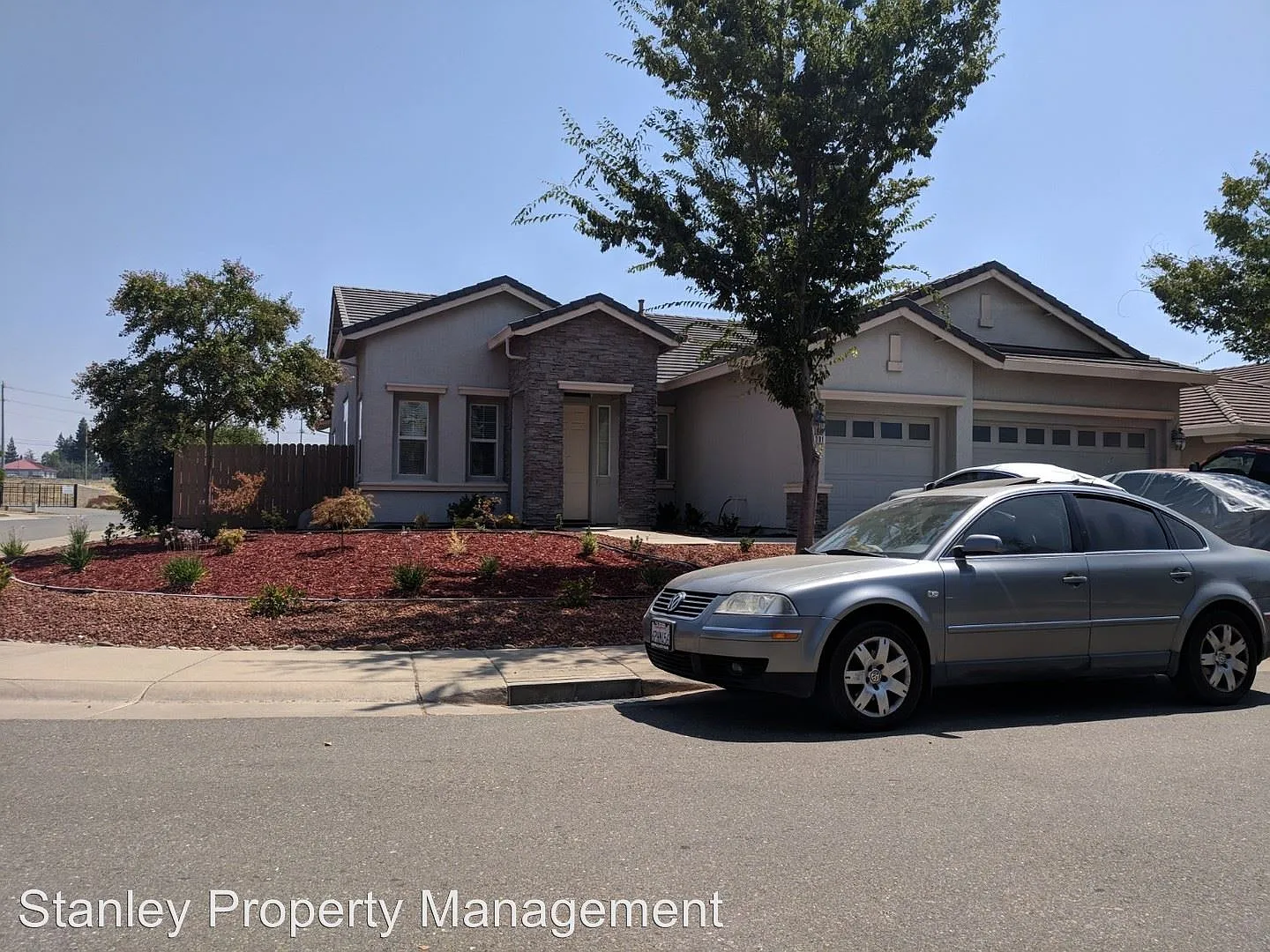 3301 Tualatin Way photo 1