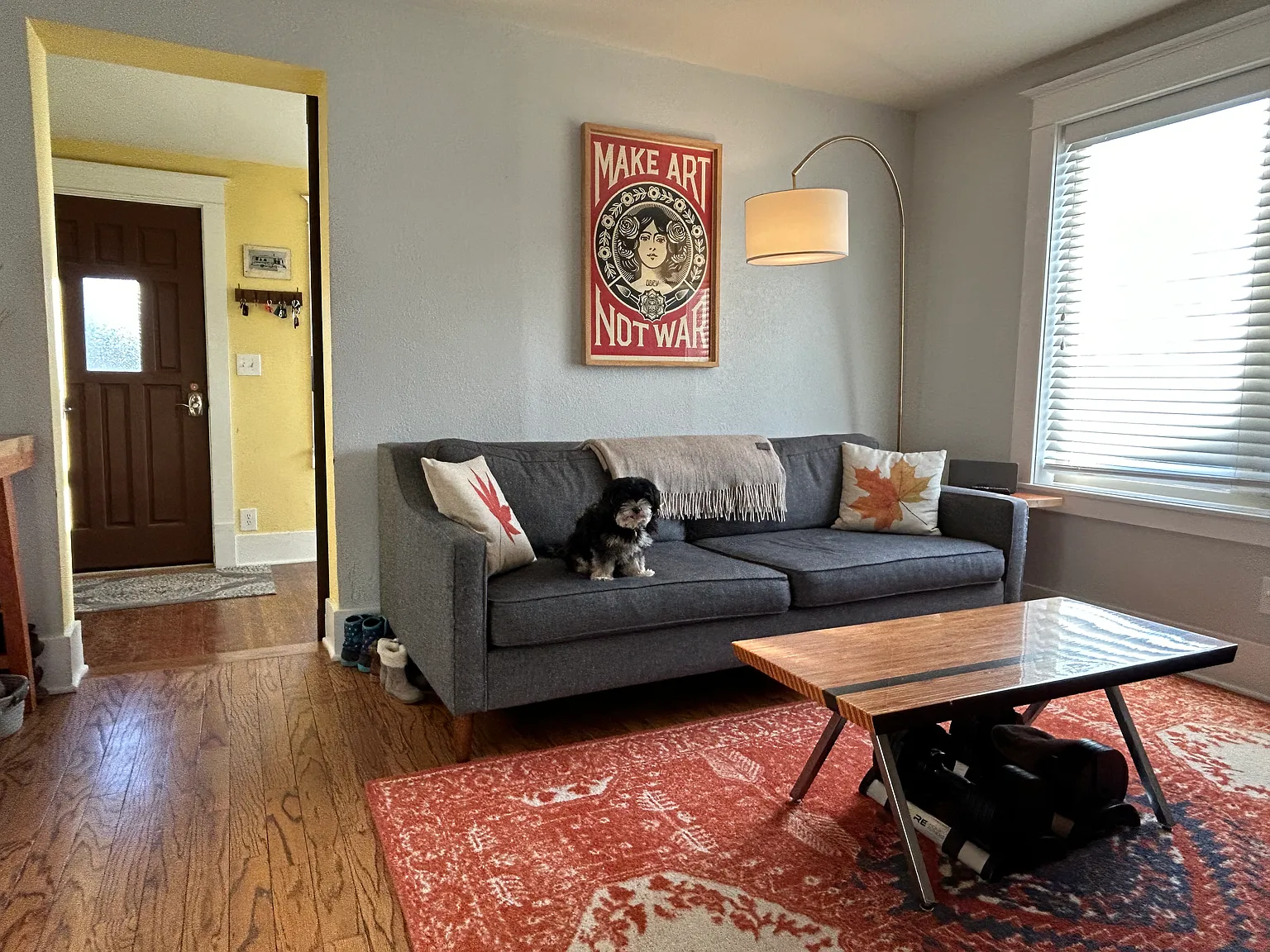 3 bed, 2176 sqft, $2,600 — Photo 3