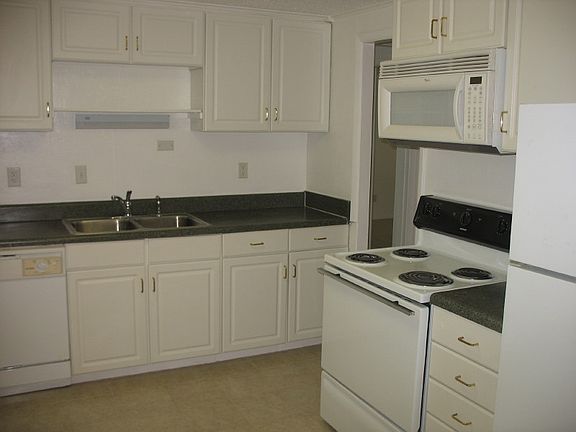 5th image of 2490 SW 14th Dr APT 5