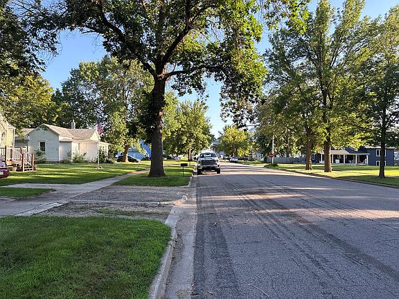 5th image of 431 3rd St