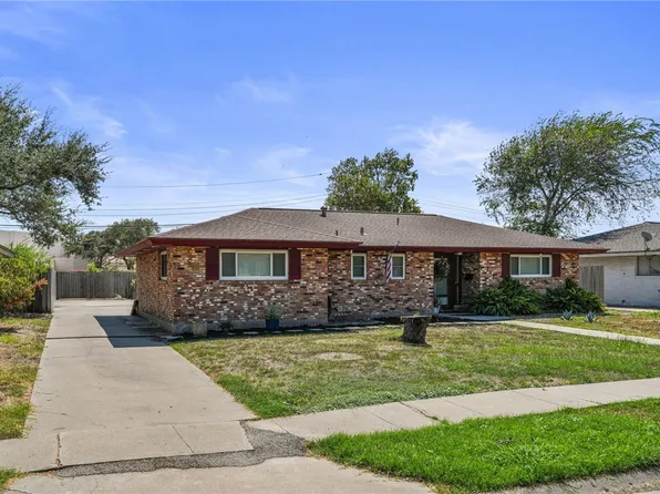 214 Driftwood Dr, Portland, TX 78374
