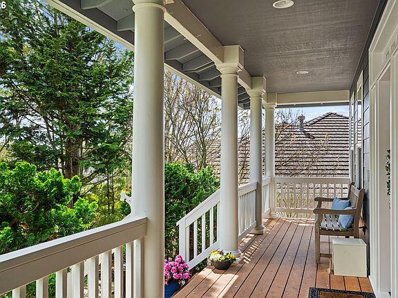 4th image of 3010 NW Chapin Dr