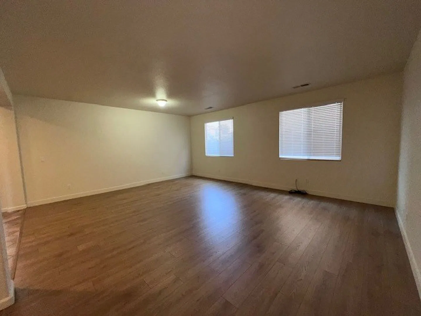 Single Level 4 bedroom, 3 bath home with fresh paint inside and out, new HVAC, new floors, new la... — Photo 3