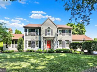 557 Magnolia Dr, Lititz, PA 17543