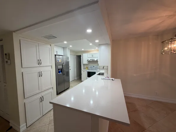 6000 NW 2nd Ave APT 439, Boca Raton, FL 33487
