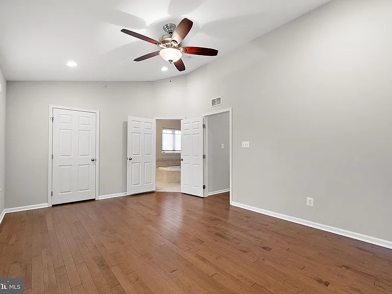 253 Tall Trees Cir — Photo 14