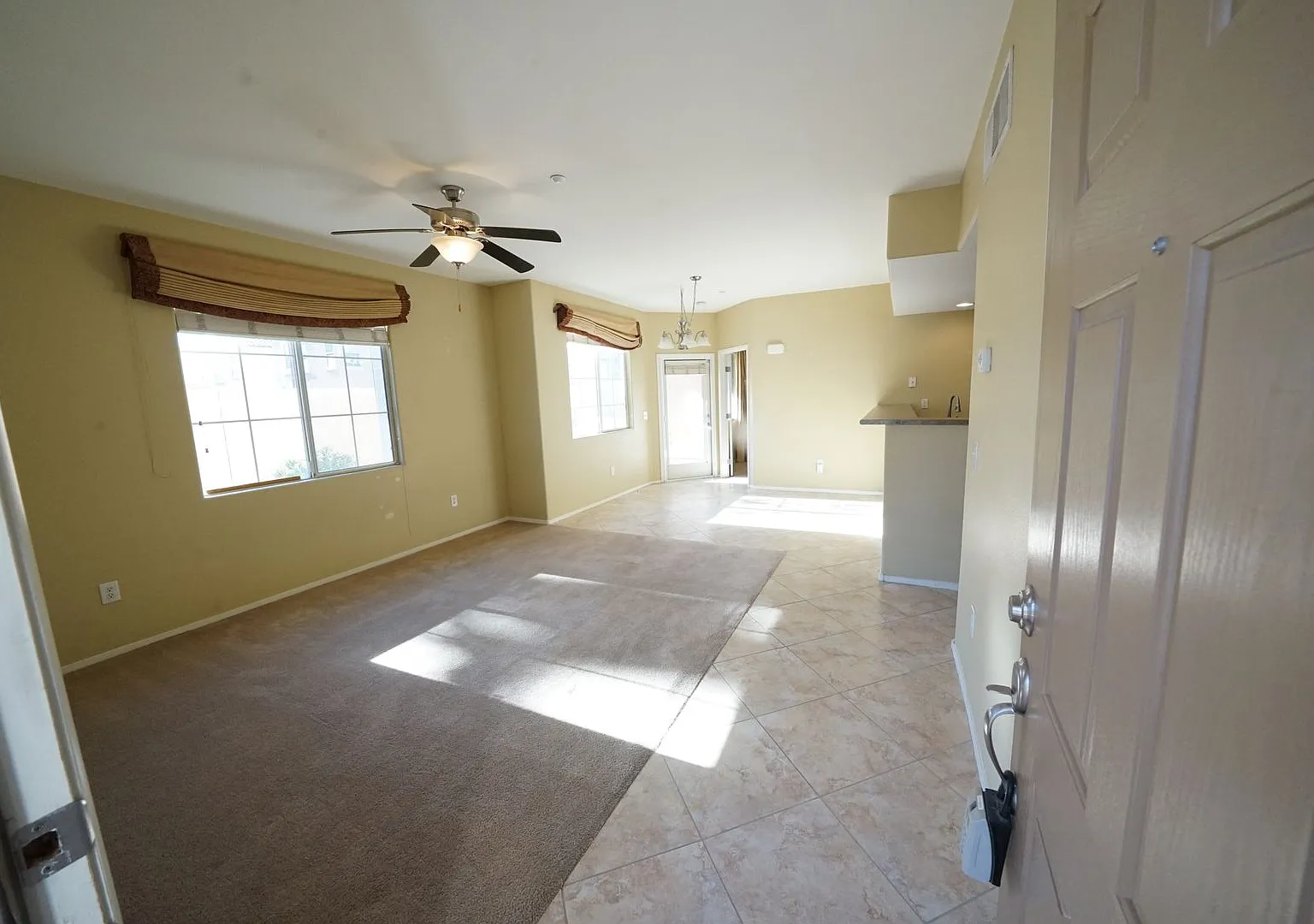 Showings Available Now — Photo 3