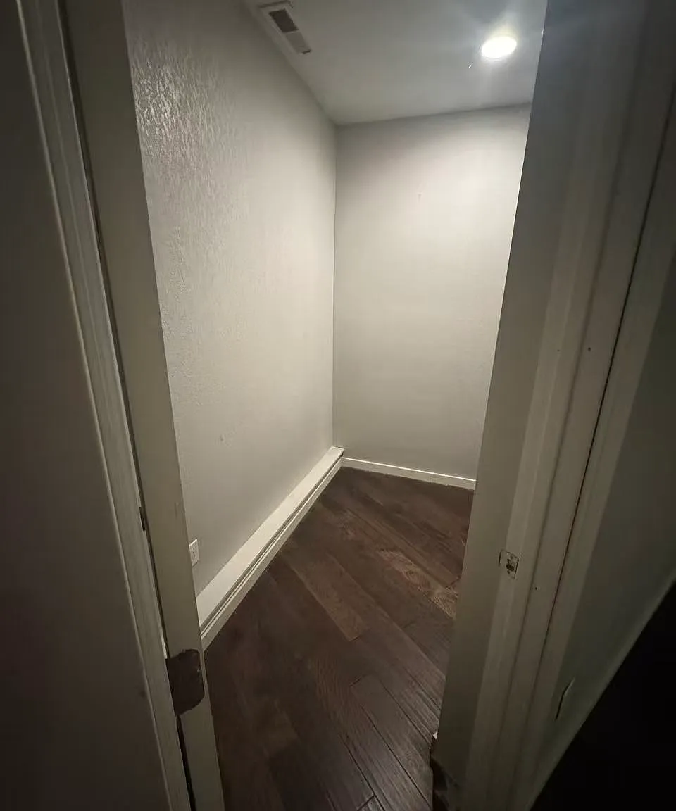 2 bed, 1380 sqft, $1,950 — Photo 3